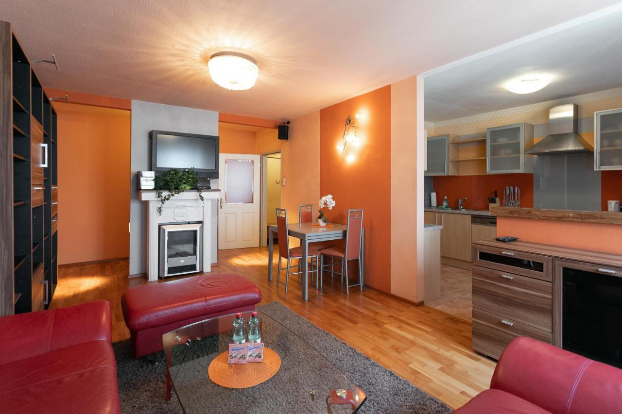Zentrales Apartment In U-Bahn Naehe & Hauptbahnhof Vienna Exterior photo
